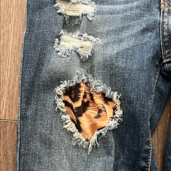 KANCAN Blue Distressed Women Jeans leopard details 3 / 25 - Picture 3 of 3